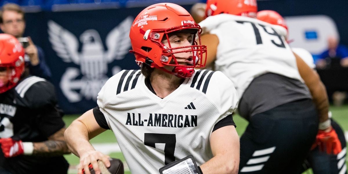 周琦都将肩 周琦都将肩